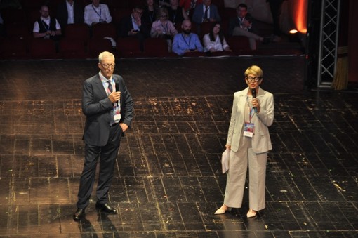 Giuliana Cirio con Paolo Balistreri (segretario generale di Confindustria Piemonte) Giuliana Cirio con Paolo Balistreri (segretario generale di Confindustria Piemonte)