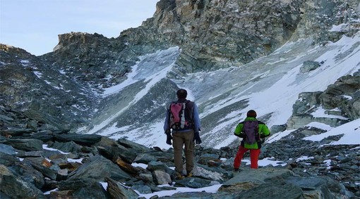La Carovana dei ghiacciai di Legambiente arriva sul Monviso: flash mob a quel che rimane del Coolidge