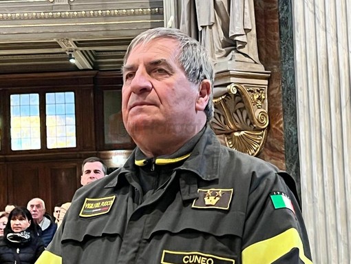 Vigile del fuoco per 46 anni, va in pensione Giovanni Mariano: "Ho fatto il mestiere più bello del mondo" Vigile del fuoco per 46 anni, va in pensione Giovanni Mariano: "Ho fatto il mestiere più bello del mondo"