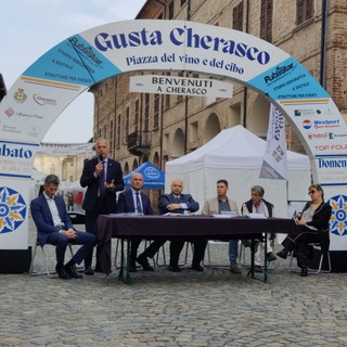 Tra le manifestazioni del weekend la Gusta Cherasco 2026