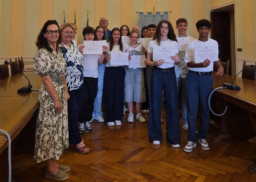 Comune di Dogliani, ecco a chi vanno le borse di studio per merito scolastico di quest'anno