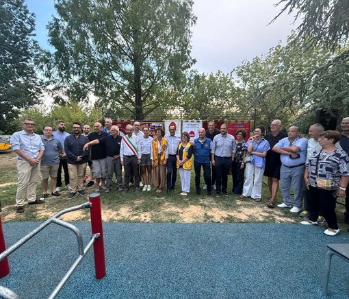 Il taglio del nastro della nuova area calisthenics a Bra