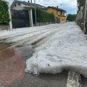 Immagine di una recente grandinata a Farigliano Immagine di una recente grandinata a Farigliano