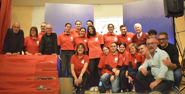 Il collettivo di AbBRAcciAMO