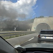 Incendio galleria Gay di Monti sulla A6: ripristinata la viabilità anche in direzione Torino