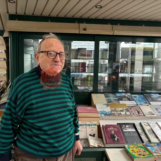 Un ufficio turistico nell'edicola di piazza Galimberti? Il proprietario: &quot;Pronto a regalare il chiosco alla città&quot;