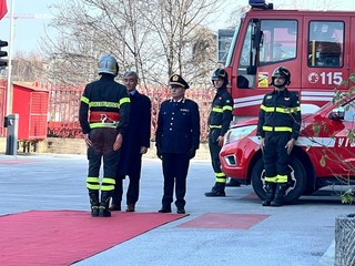 Nella galleria fotografica alcuni momenti della cerimonia in corso presso il Comando provinciale dei Vigili del Fuoco