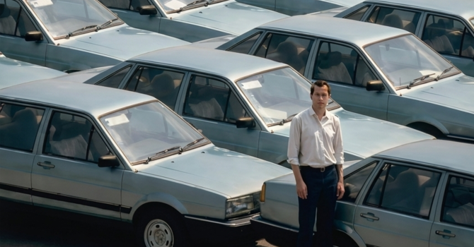 Dal mondo di Matrix alla vita quotidiana: a Bra si riflette su corpo, tecnologia e libertà digitale