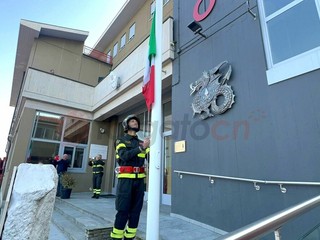 Nella galleria fotografica alcuni momenti della cerimonia in corso presso il Comando provinciale dei Vigili del Fuoco