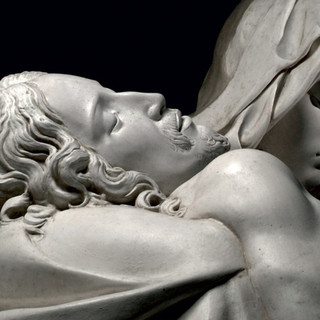 La Pietà di Michelangelo ad Alba: domenica 7 dicembre visita guidata alla mostra del calco storico