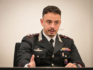 Il nuovo comandante della Compagnia di Alba, capitano Gabriele Troìa – foto Asia Barolo