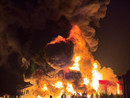 Dall'auto al materiale plastico vicino, vasto incendio a Scarnafigi in un'azienda frutticola Dall'auto al materiale plastico vicino, vasto incendio a Scarnafigi in un'azienda frutticola