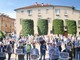 La Lega scende in piazza a Cuneo: flash mob con mascherine e distanziamento per protestare contro il governo Conte (FOTO)