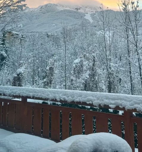 Sulle cime della Granda una domenica di neve sopra i 1800 metri Sulle cime della Granda una domenica di neve sopra i 1800 metri