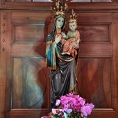 Schegge di luce: pensieri sui Vangeli festivi di Silvia Gullino