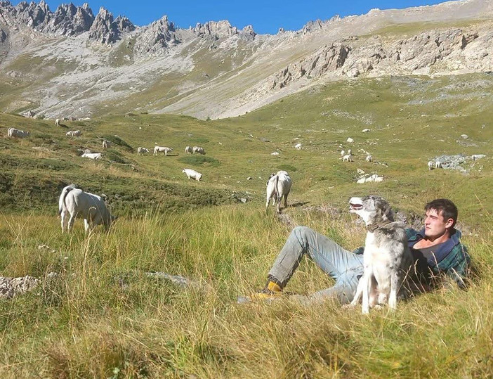 Domani la Valle Maira darà l'ultimo saluto a Michele, morto a soli 21 anni