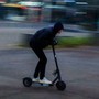 Rivoluzione monopattini elettrici, targa e assicurazione obbligatorie Rivoluzione monopattini elettrici, targa e assicurazione obbligatorie