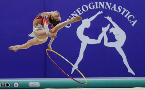 GINNASTICA RITMICA / La farfallina cuneese Matilde Viano convocata in Nazionale [FOTO]