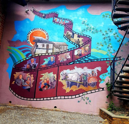 Il murales realizzato dall'artista Tore Milano su iniziativa di Mario Proglio dell'Arvangia