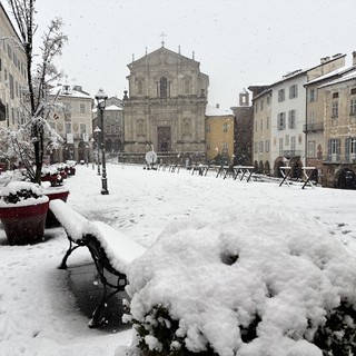 Allerta neve sul basso Piemonte. Precipitazioni a quote di pianura tra Cuneese e Langhe