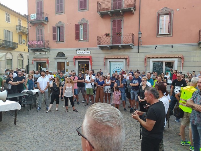In 150 a Mondovì per la manifestazione &quot;no green pass&quot;. Il 28 agosto appuntamento a Savigliano