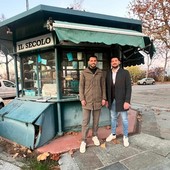 Ledwall come in Times Square? Due giovani imprenditori cuneesi ripensano le vecchie edicole della città Ledwall come in Times Square? Due giovani imprenditori cuneesi ripensano le vecchie edicole della città