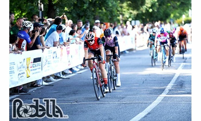 CICLISMO / Nicole Bracco in evidenza a Montichiari, la saviglianese si conferma migliore italiana classe 2011 CICLISMO / Nicole Bracco in evidenza a Montichiari, la saviglianese si conferma migliore italiana classe 2011