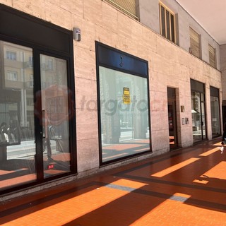 Cuneo ha perso 931 negozi in dieci anni, ma affittare un locale commerciale costa il 25% in più