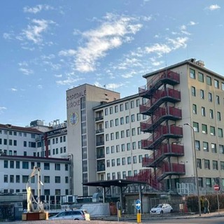 Estate e ospedali, prestazioni ridotte ma agende piene al Santa Croce di Cuneo