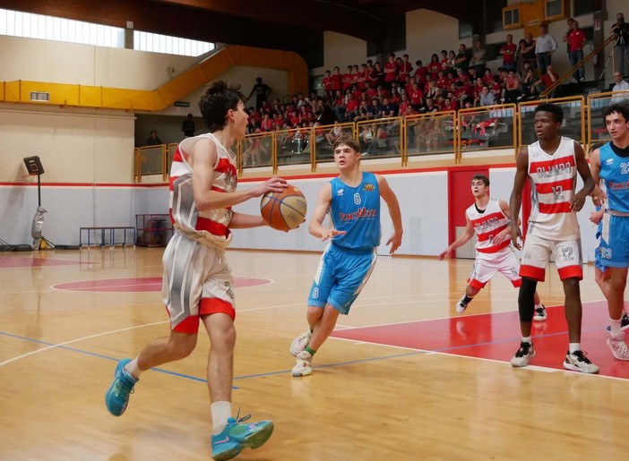 Basket, campionato Under 19 Silver: l'Olimpo Alba fa sua la finale d'andata contro l’Acaja Fossano