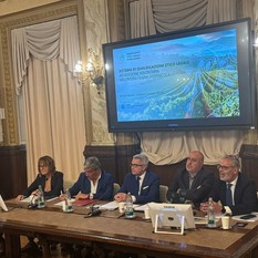 Alcuni momenti della presentazione avvenuta questa mattina presso la Camera di Commercio di Cuneo