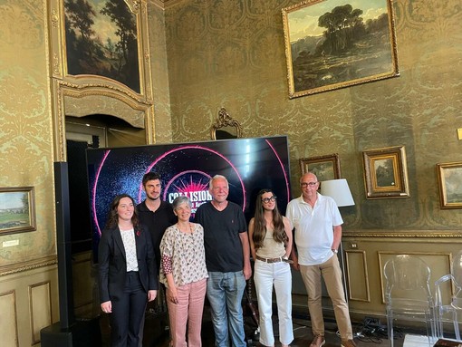 La presentazione di Collisioni al Circo dei Lettori a Torino La presentazione di Collisioni al Circo dei Lettori a Torino