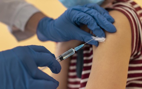 Vaccini antinfluenzali in farmacia: da oggi la campagna regionale in Piemonte, con la novità del vaccino antipneumococcico