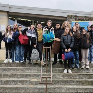 A Monesiglio prende il via il progetto piscina: gli studenti in acqua ogni settimana a Cortemilia