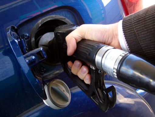 Caro carburanti, Confartigianato Cuneo lancia l’allarme: "Con rincari e contromisure a singhiozzo le imprese artigiane e i consumatori non ce la fanno più" Caro carburanti, Confartigianato Cuneo lancia l’allarme: "Con rincari e contromisure a singhiozzo le imprese artigiane e i consumatori non ce la fanno più"