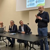 Luca Robaldo in uno degli incontri svolti dall'associazione nei mesi scorsi