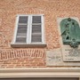Un particolare della casa natale del Cottolengo, a Bra