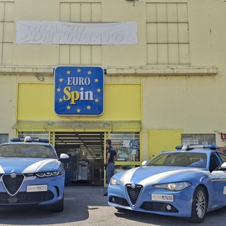 Furti sulle auto nei parcheggi dei supermercati: due arresti a Cuneo