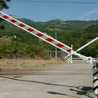 Bra: cantiere ferroviario nel piazzale RFI di via Gorizia Bra: cantiere ferroviario nel piazzale RFI di via Gorizia