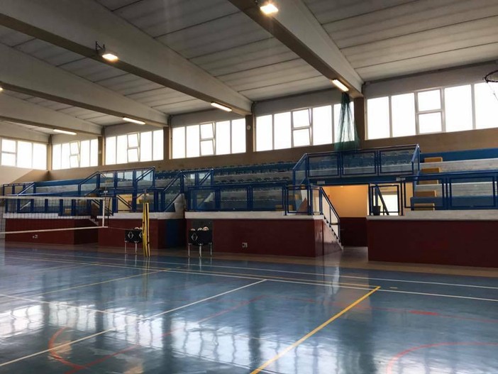 Dalla Fondazione CRC 35.000 euro per riqualificare il palazzetto dello sport di Dogliani