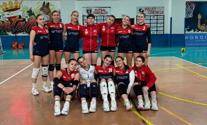 VOLLEY F/ Centallo ko contro il Caraglio nella sesta giornata del campionato di Prima Divisione VOLLEY F/ Centallo ko contro il Caraglio nella sesta giornata del campionato di Prima Divisione