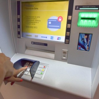 Banconote false nel bancomat delle Poste di Pagno: ex direttore rinviato a giudizio