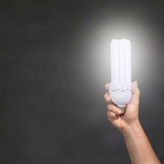 Prezzi alle stelle, il record è dell'energia elettrica. CNA Piemonte: "Pressione crescente per le micro e piccole imprese”