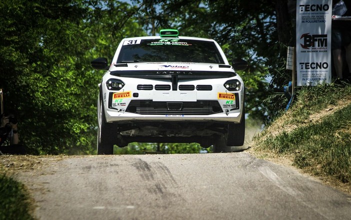 RALLY / "Grappolo" amaro per Patetta e Alocco, costretti allo stop nell'ultima prova speciale