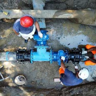 Giornata Mondiale dell'Acqua, Codacons: "In Italia il 42,4% va disperso in rete, non è più tollerabile" Giornata Mondiale dell'Acqua, Codacons: "In Italia il 42,4% va disperso in rete, non è più tollerabile"