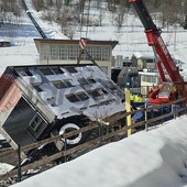 Recuperato il mezzo ribaltato sulla Statale 21: strada riaperta al traffico
