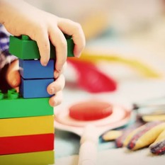 Più ore di apertura per i nidi comunali: in arrivo 290mila euro per dieci comuni della Granda Più ore di apertura per i nidi comunali: in arrivo 290mila euro per dieci comuni della Granda