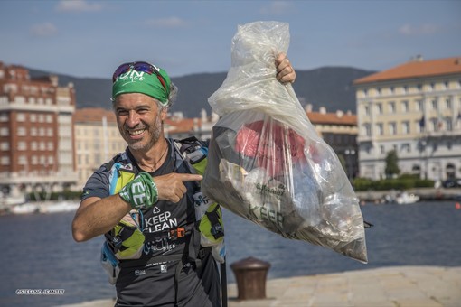L'albese Roberto Cavallo negli ultimi anni ha percorso in lungo e in largo l’Italia con la sua &quot;Keep Clean and Run&quot;, il plogging più lungo del mondo