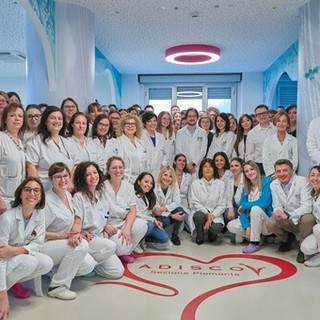 Giulia nel pancione è affetta da Sma: lo screening neonatale cambia la vita del neonato