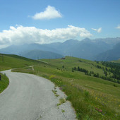 La strada del Colle di Sampeyre La strada del Colle di Sampeyre